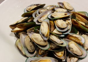 海鮮自助配海景，生蠔無限量暢享，出示此文立減19刀還贈(zèng)飲品